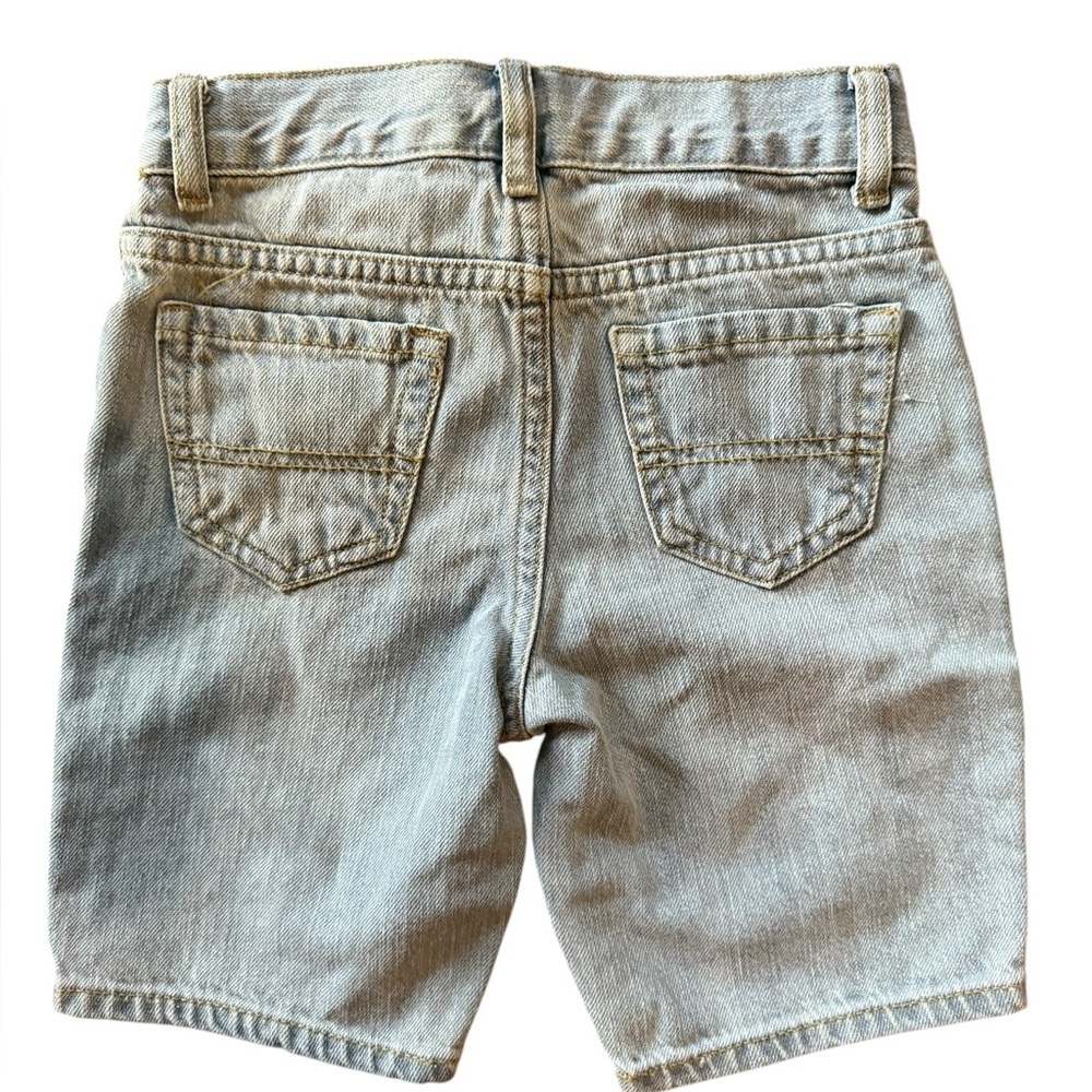 The children’s place size 5 Kids Denim Jean shorts summer vacation beach boys